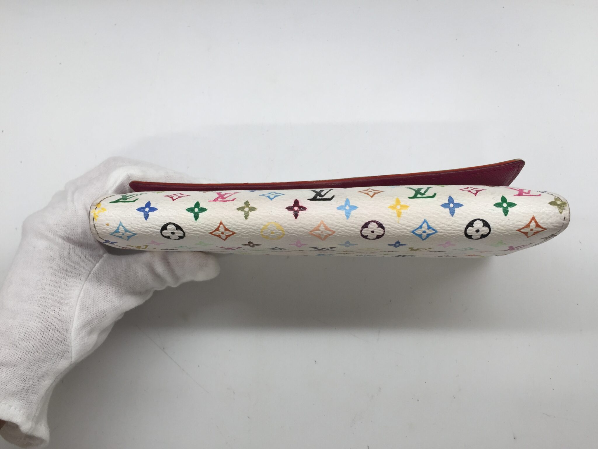 23-64 ルイヴィトン(Louis Vuitton)財布 ロゴ修理・ロゴ再生アフター