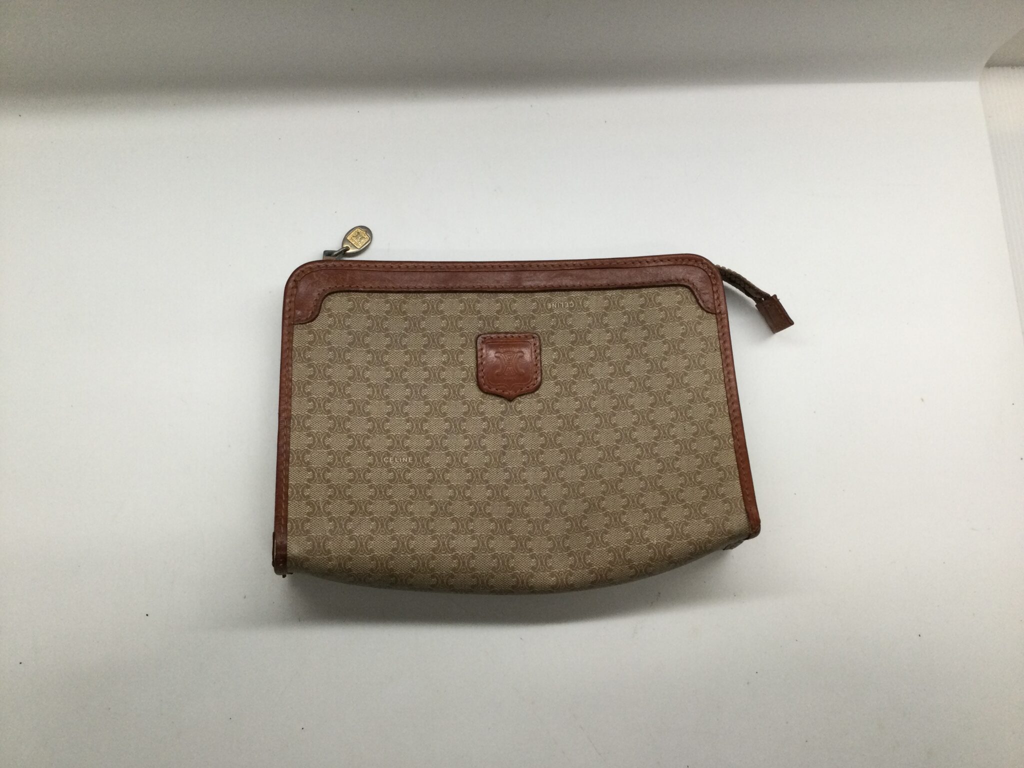 23-72 セリーヌ(CELINE)バッグ　縁革交換