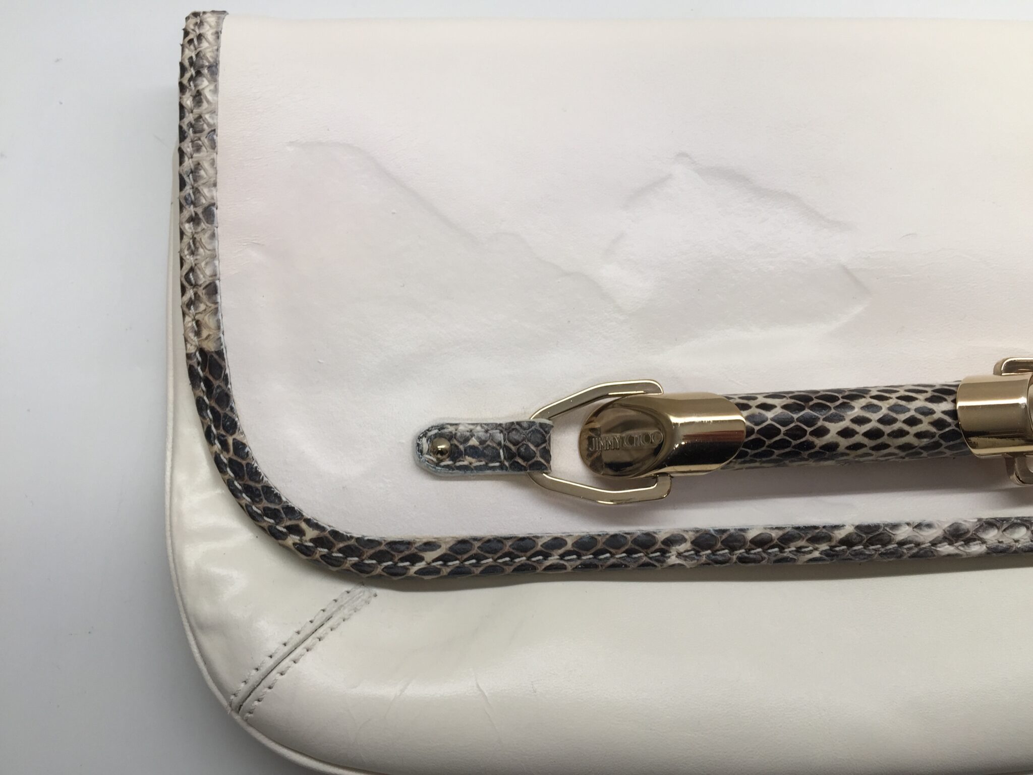 23-70 ジミーチュウ(JIMMY CHOO)クラッチバッグ　色補正アフター