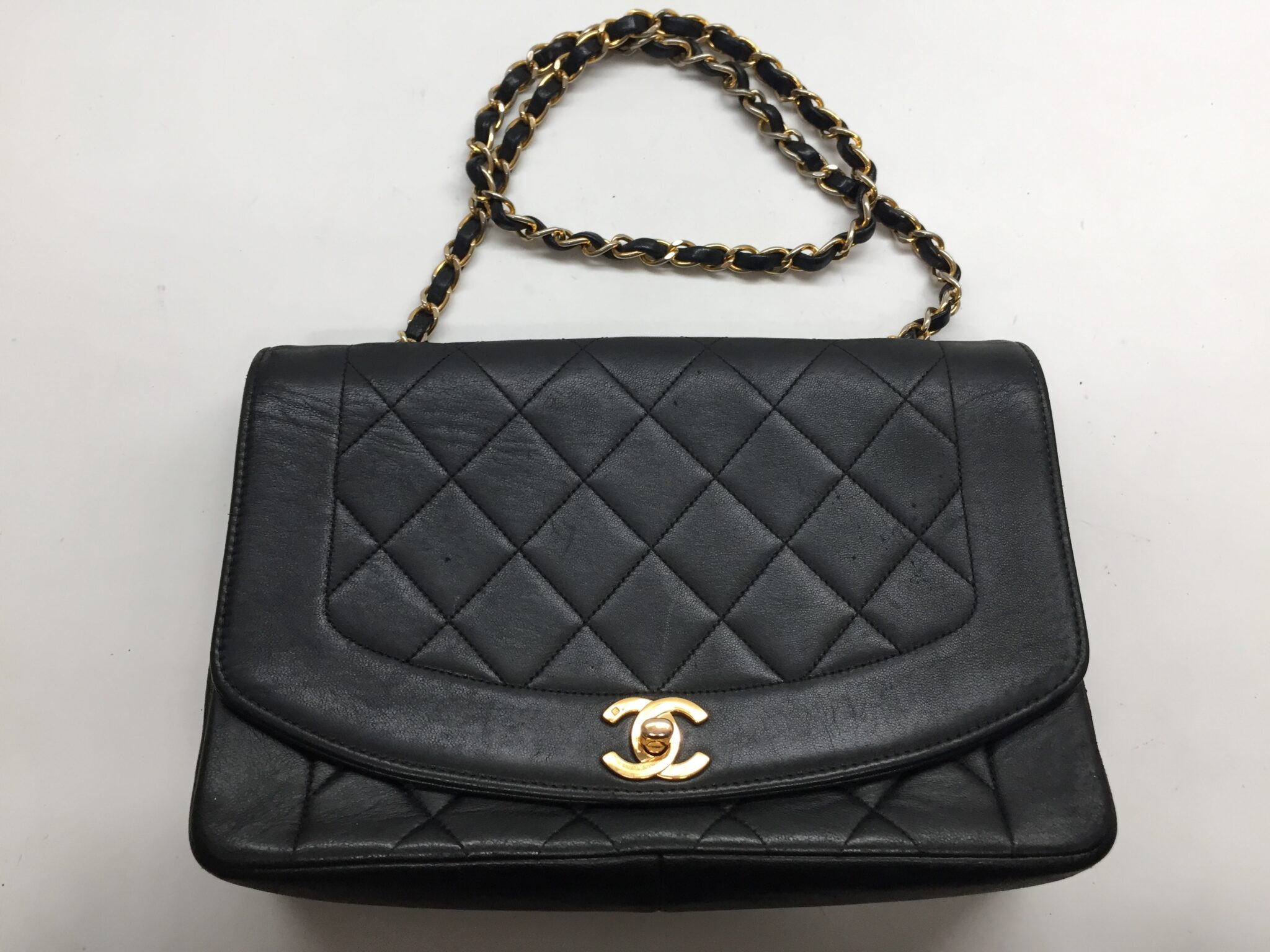 25-46 シャネル(CHANEL)マトラッセバッグ　ネジ作成・色補正アフター