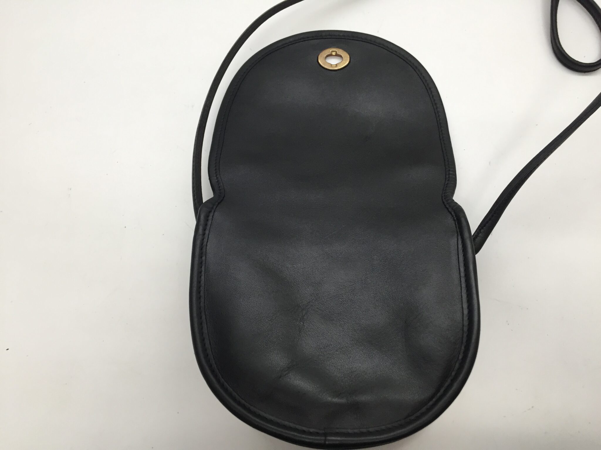 25‐48 コーチ(coach)ショルダーバッグ　色替えアフター