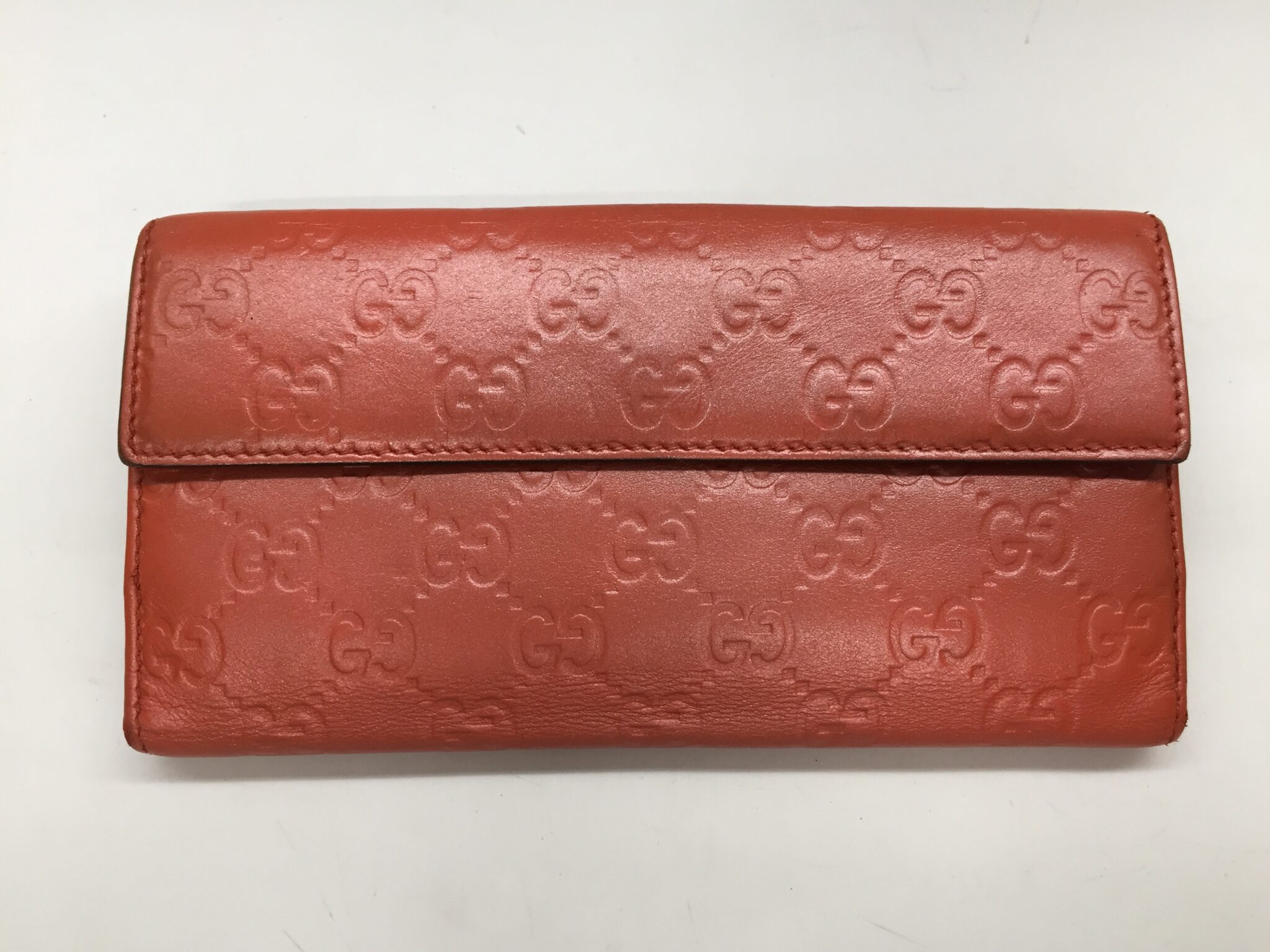 25-61 グッチ(GUCCI)財布　色補正アフター