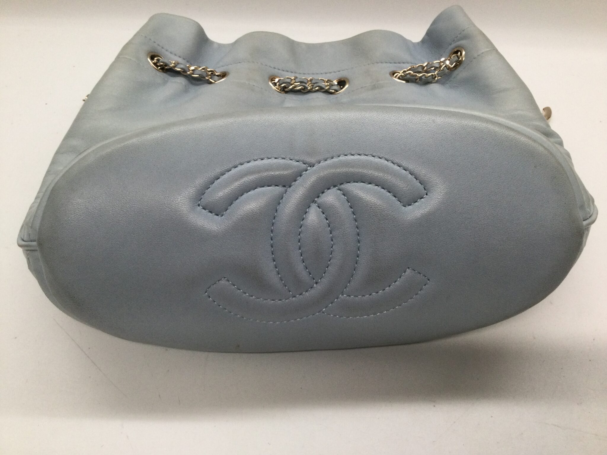 25-62 シャネル(CHANEL)巾着バッグ　色替え