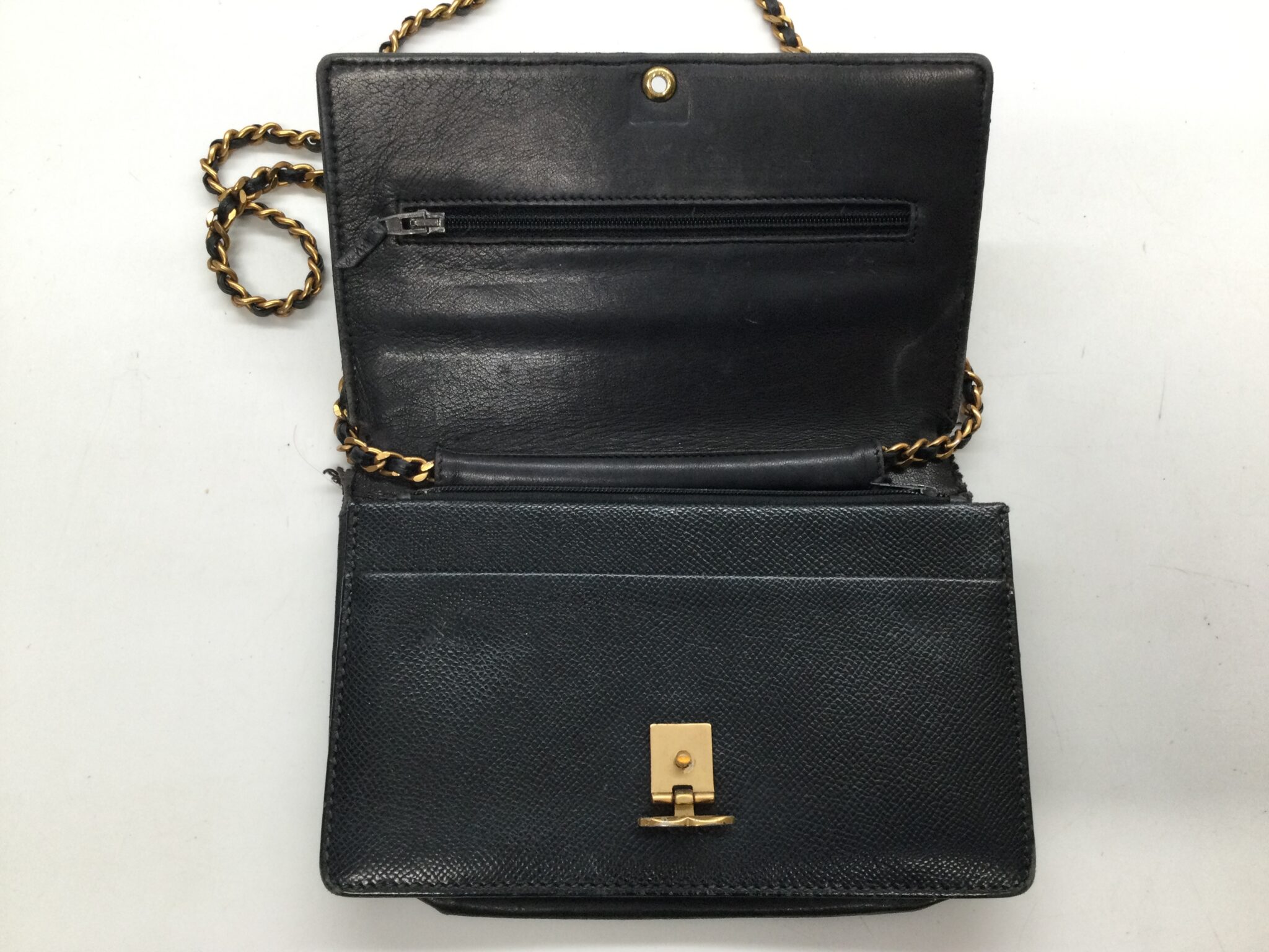 25-87 シャネル(CHANEL)チェーンショルダーバッグ あて革・色補正