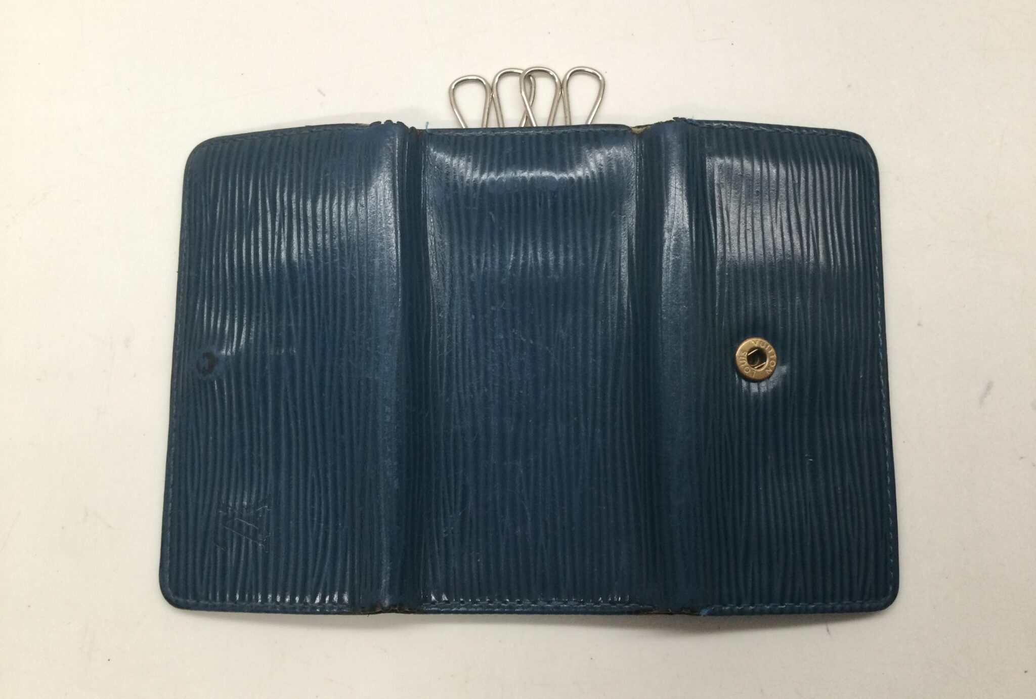 25-81 ルイヴィトン(Louis Vuitton)エピキーケース　縁革交換・色補正　