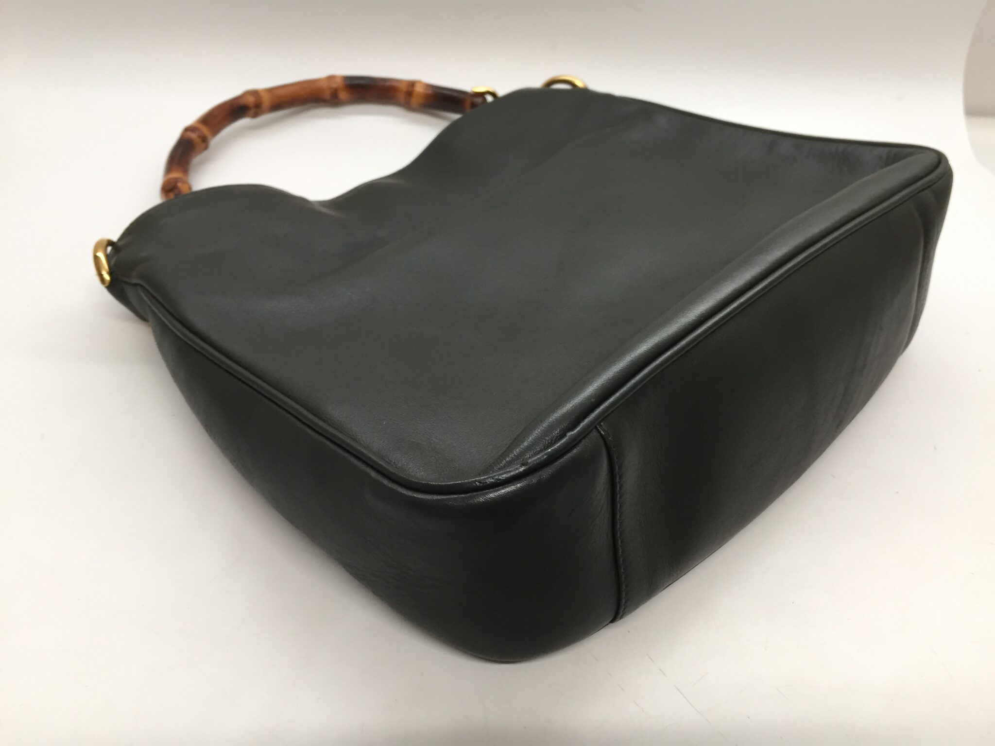 25-88 グッチ(GUCCI)バンブーバッグ　色補正アフター