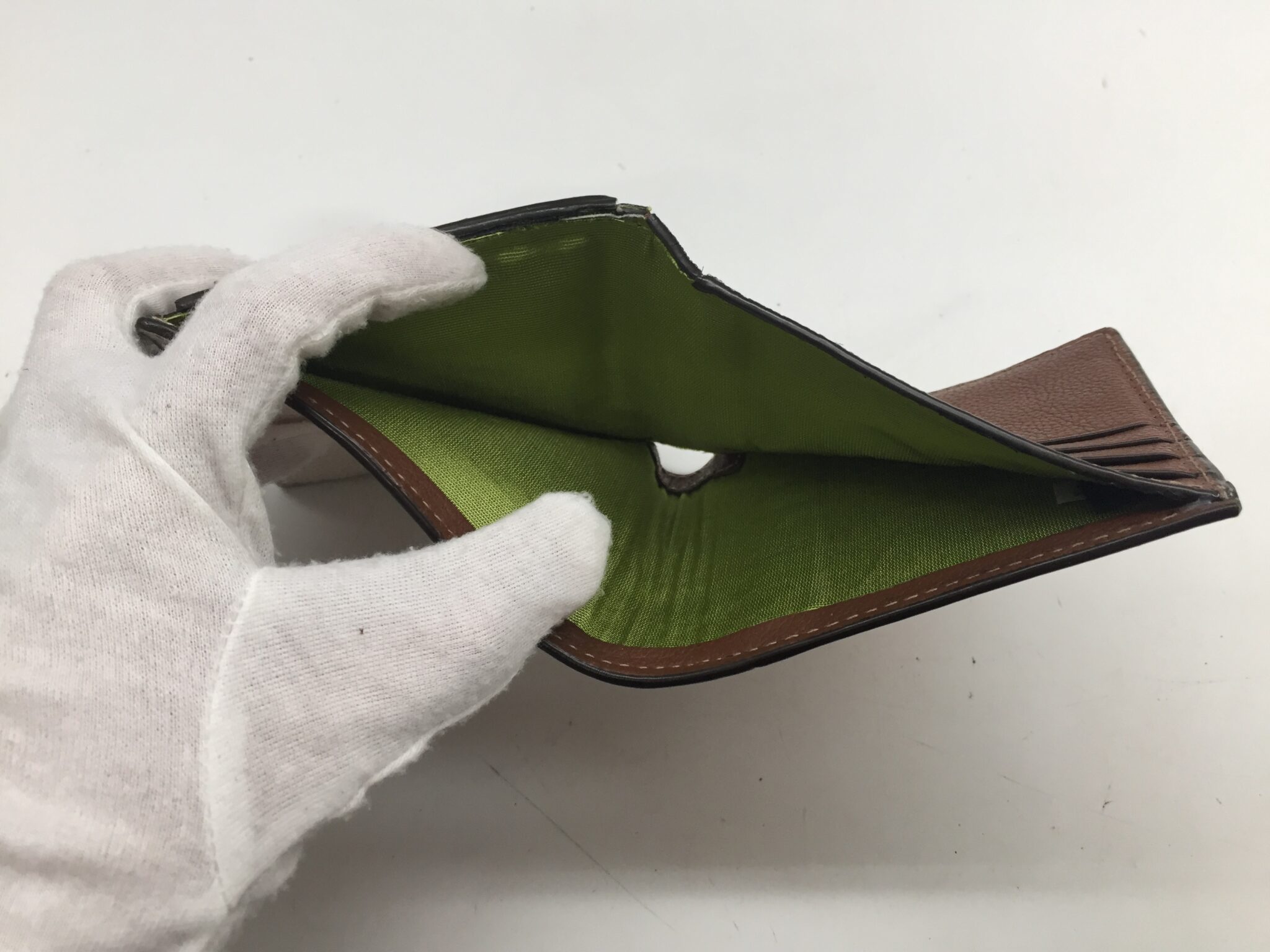 25-91 コーチ(coach)財布　内張交換アフター