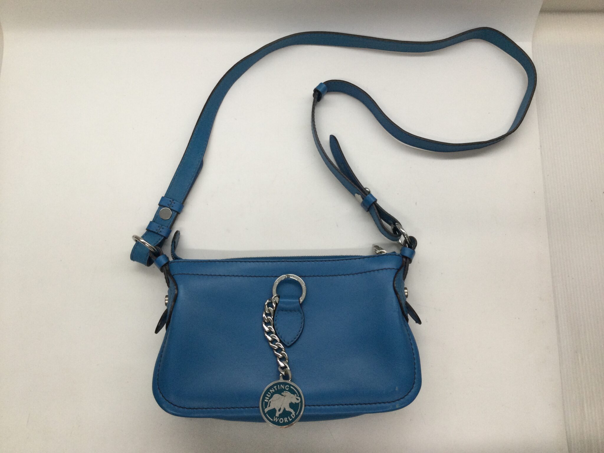 26-02 ハンティングワールド(HUNTING WORLD)ショルダーバッグ　色替え