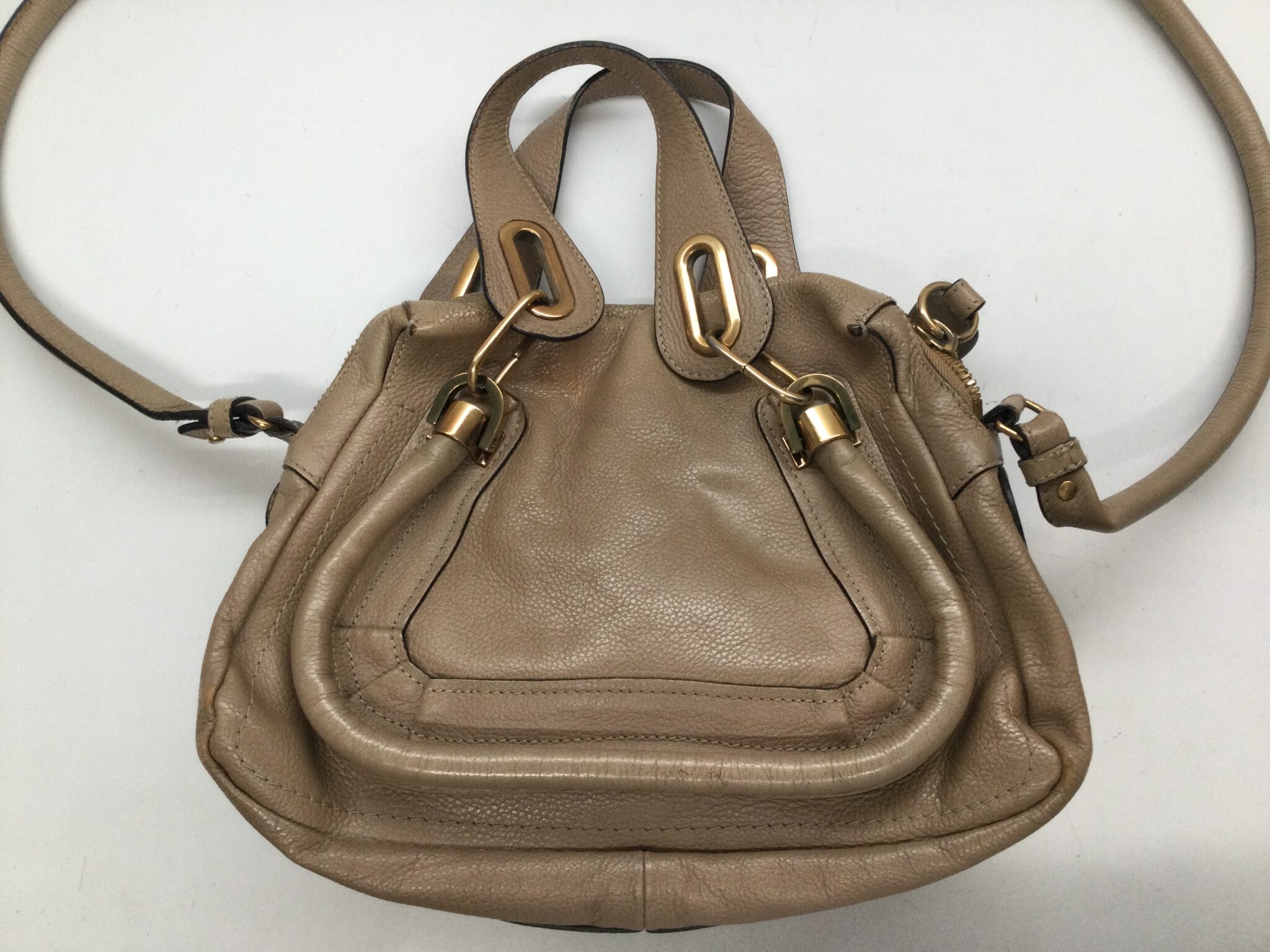 26-03 クロエ(Chloe)パラティショルダーバッグ　色補正